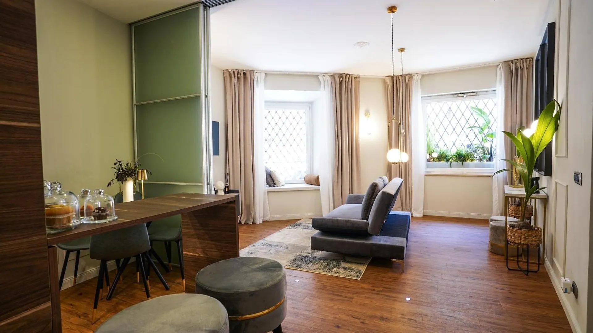 Apartment Suite Del Grillo - Fori Imperiali - Il Nido D'Amore Rome Italy
